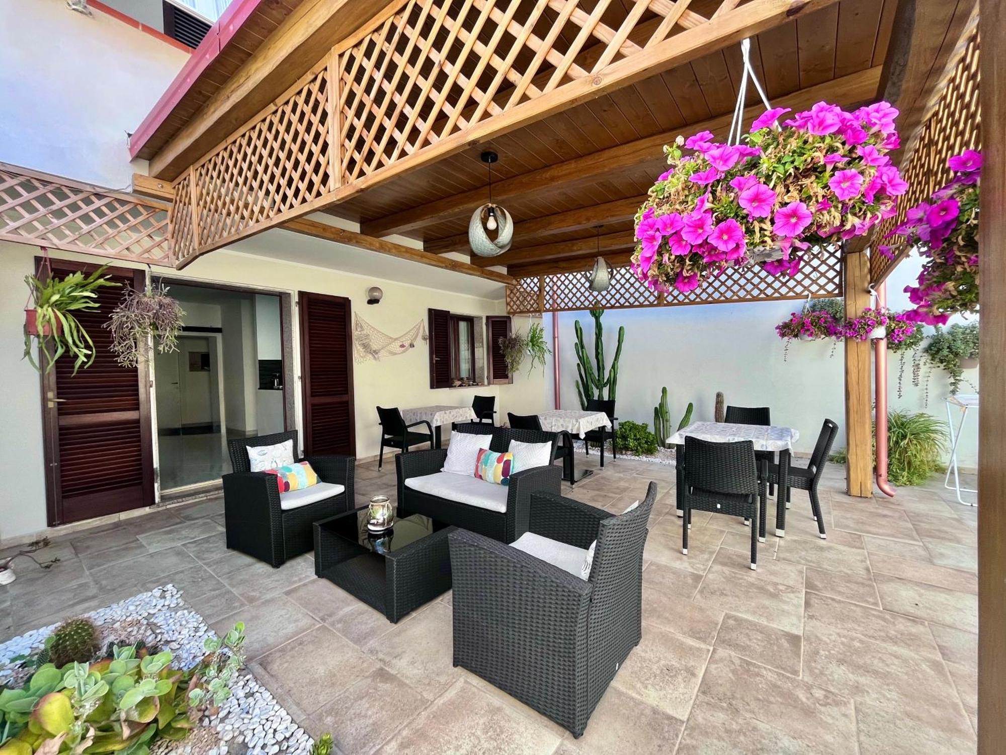 B&B I Colori Dell'Isola Porto Torres Exterior foto